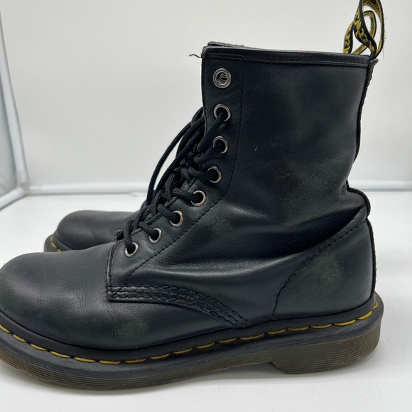 Dr. Martens 1460 8-Eye Boot for Women Size 6 - Picture 4 of 11